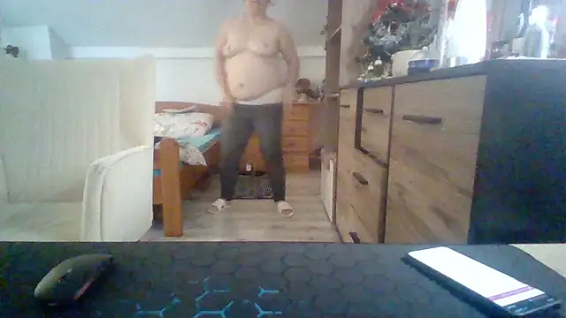 Snapshot of ReifeVenna chatting on January 2025 02:57:01 PM ReifeVenna online show from January 2025 02:57:01 PM