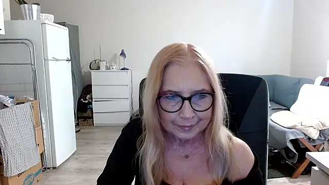 sofia xkiss online show from March 2025 07:54:01 AM