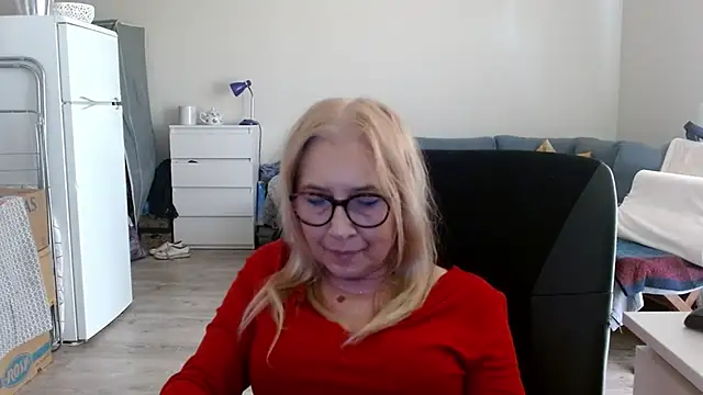 sofia xkiss online show from March 2025 07:44:01 AM