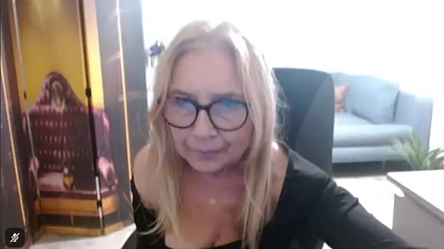 sofia xkiss online show from November 2025 03:05:02 PM