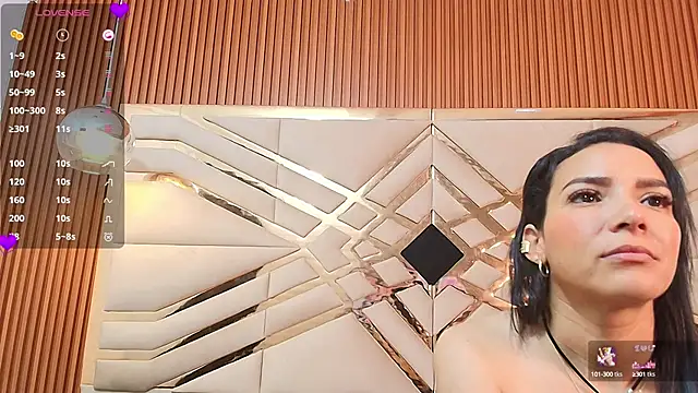 Snapshot of Sluttyandmature chatting on February 2025 01:00:02 PM Sluttyandmature online show from February 2025 01:00:02 PM