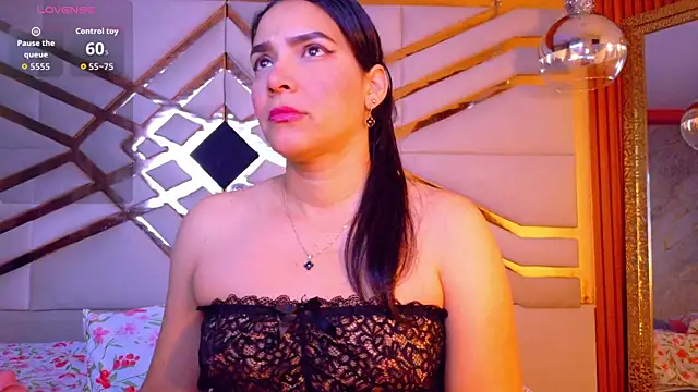 Snapshot of Sluttyandmature chatting on January 2026 12:53:02 PM Sluttyandmature online show from January 2026 12:53:02 PM