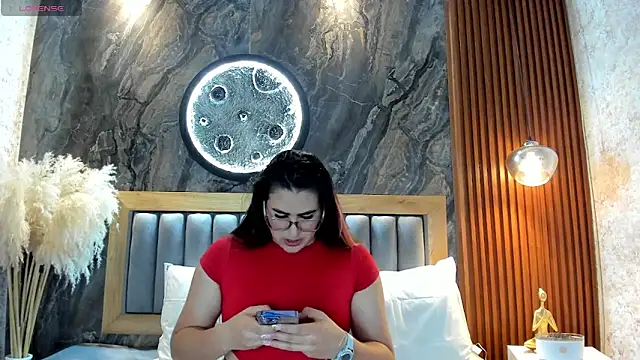 Snapshot of BellaPeers_ chatting on May 2026 11:49:01 AM BellaPeers online show from May 2026 11:49:01 AM