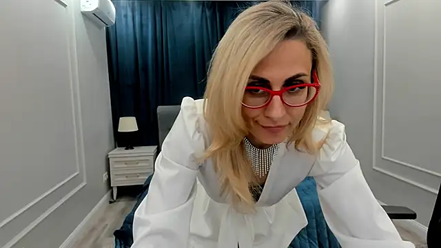 MuseOfStage online show from January 2025 05:53:01 PM