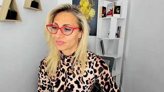 MuseOfStage online show from September 2025 11:32:02 AM