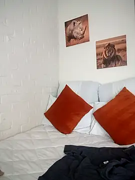 Shria107 online show from December 2025 12:56:02 PM