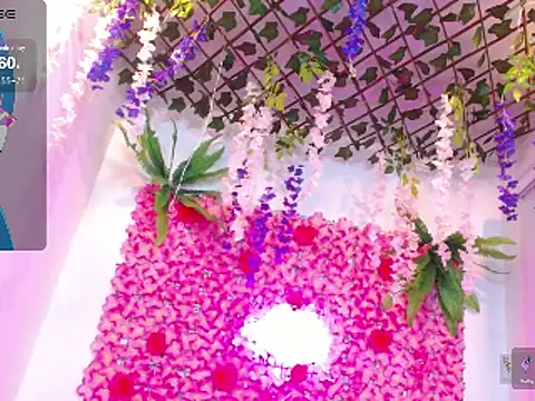 BLONDE SEXYHOT online show from March 2025 09:18:02 AM