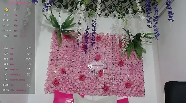 BLONDE SEXYHOT online show from March 2025 09:38:02 PM