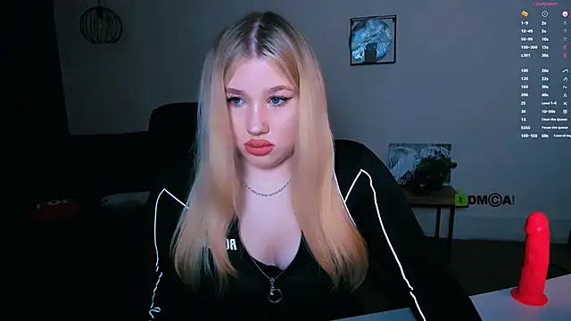 juli kisss online show from January 2025 07:44:02 PM