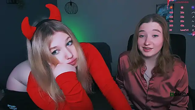 juli kisss online show from February 2025 07:44:02 PM