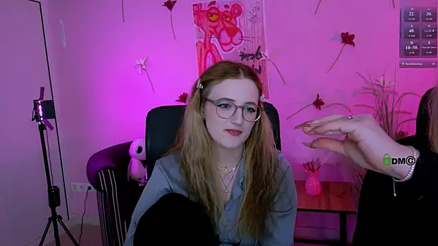 juli kisss online show from May 2026 09:12:01 PM