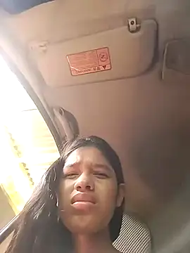 Snapshot of Little_Pau_Dirty chatting on December 2024 03:06:01 PM Little Pau Dirty online show from December 2024 03:06:01 PM