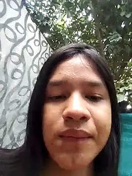 Snapshot of Little_Pau_Dirty chatting on December 2024 12:06:01 PM Little Pau Dirty online show from December 2024 12:06:01 PM