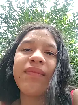 Snapshot of Little_Pau_Dirty chatting on December 2024 12:22:02 PM Little Pau Dirty online show from December 2024 12:22:02 PM