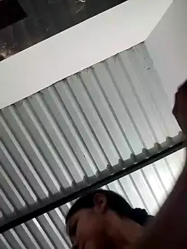 Snapshot of Little_Pau_Dirty chatting on January 2025 11:21:02 AM Little Pau Dirty online show from January 2025 11:21:02 AM