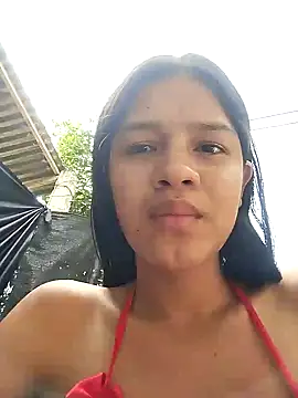 Snapshot of Little_Pau_Dirty chatting on January 2025 03:14:02 PM Little Pau Dirty online show from January 2025 03:14:02 PM