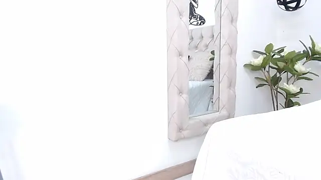 natasha cortez online show from December 2024 07:59:02 AM