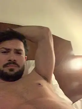 cemiloso online show from February 2026 10:52:01 PM