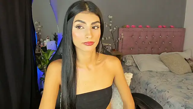 Snapshot of April_Scarlett chatting on February 2025 01:11:01 AM April Scarlett online show from February 2025 01:11:01 AM