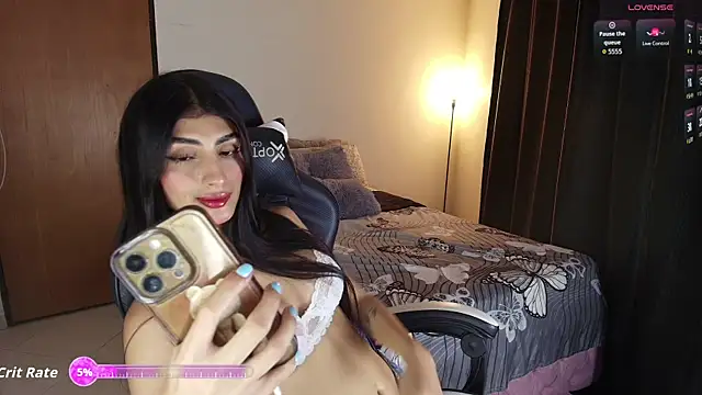 Snapshot of April_Scarlett chatting on March 2026 04:14:01 AM April Scarlett online show from March 2026 04:14:01 AM