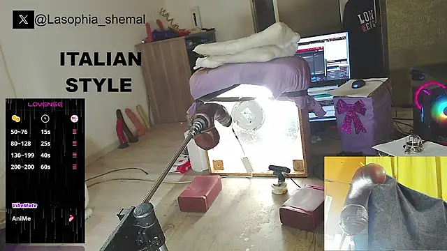 Snapshot of Lasofia chatting on January 2026 05:55:01 AM Lasofia online show from January 2026 05:55:01 AM