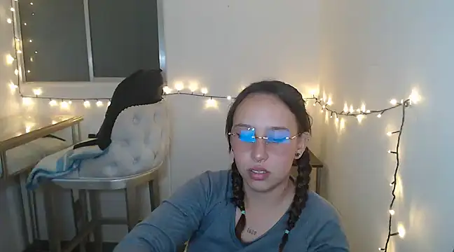 Skarlet Adams28 online show from February 2025 01:12:02 AM