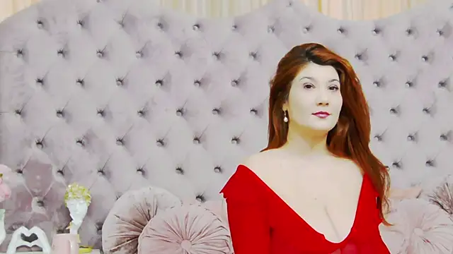 Snapshot of PenelopeLynnx chatting on October 2025 06:25:01 AM PenelopeLynnx online show from October 2025 06:25:01 AM