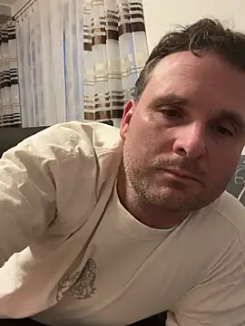 Snapshot of w12er chatting on January 2026 04:00:01 PM w12er online show from January 2026 04:00:01 PM