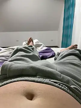 Snapshot of w12er chatting on February 2026 10:58:02 PM w12er online show from February 2026 10:58:02 PM