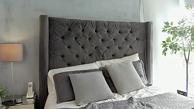 Snapshot of AntonellandJohan chatting on February 2025 07:57:02 PM AntonellandJohan online show from February 2025 07:57:02 PM