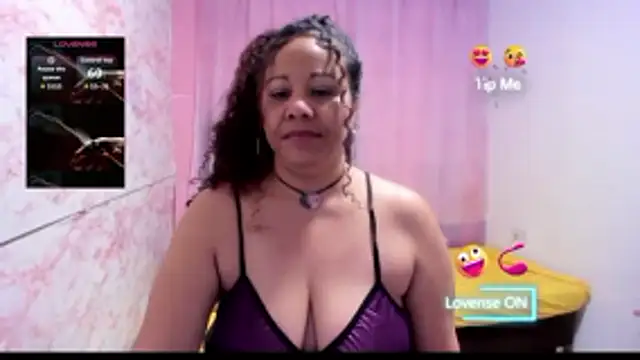 Snapshot of Brunette_sasha chatting on November 2025 10:15:01 AM Brunette sasha online show from November 2025 10:15:01 AM