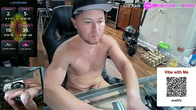 Snapshot of aaron_s_x chatting on December 2025 12:49:02 AM aaron s x online show from December 2025 12:49:02 AM