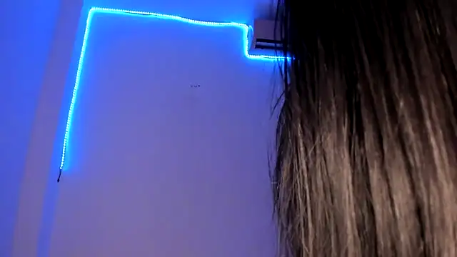 Snapshot of AnneteLynch chatting on February 2025 11:41:02 PM AnneteLynch online show from February 2025 11:41:02 PM