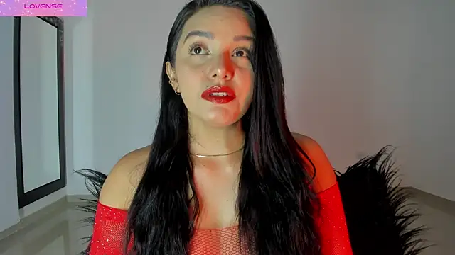 Snapshot of Melanyprada chatting on March 2025 01:43:02 AM Melanyprada online show from March 2025 01:43:02 AM