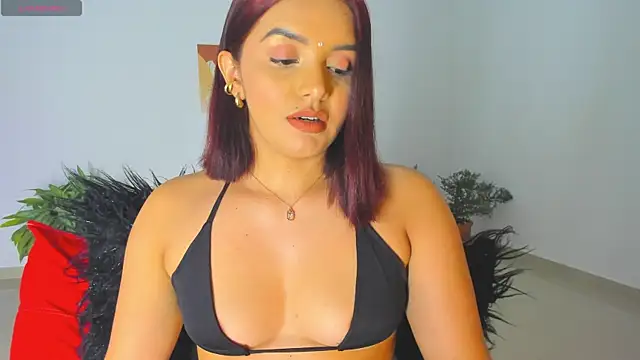 Snapshot of Melanyprada chatting on September 2025 11:04:01 PM Melanyprada online show from September 2025 11:04:01 PM