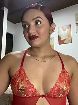 Snapshot of Melanyprada chatting on October 2025 03:51:02 AM Melanyprada online show from October 2025 03:51:02 AM