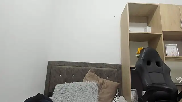 karsonmorris online show from September 2025 06:55:01 PM