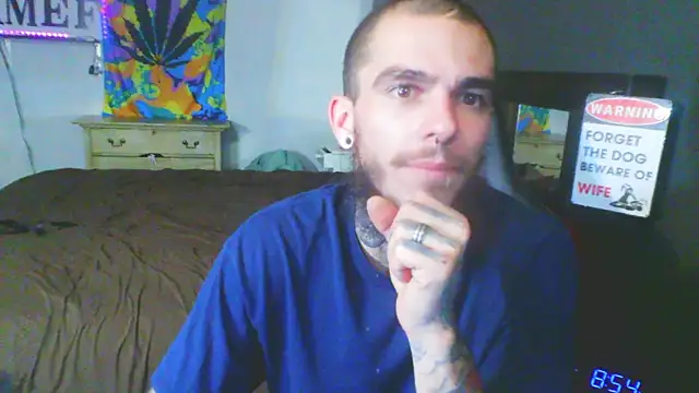 Snapshot of XMeF10 chatting on December 2024 01:57:02 AM XMeF10 online show from December 2024 01:57:02 AM