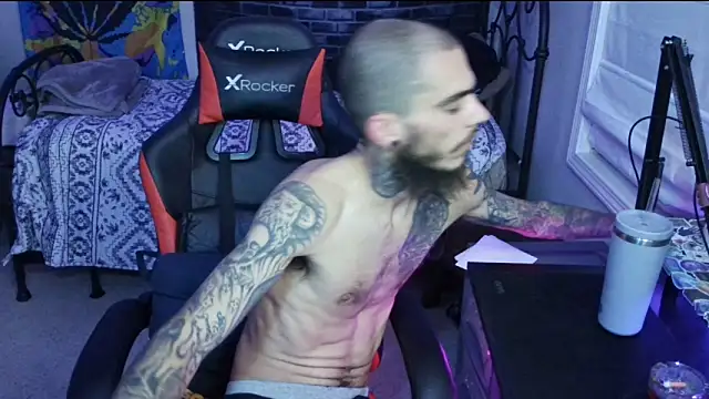 Snapshot of XMeF10 chatting on January 2025 03:42:01 AM XMeF10 online show from January 2025 03:42:01 AM