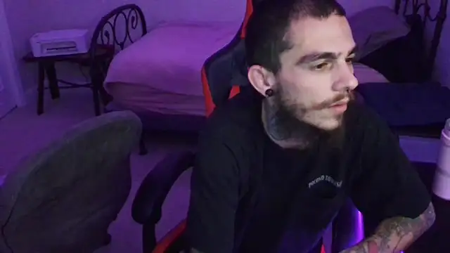 Snapshot of XMeF10 chatting on February 2025 12:41:01 AM XMeF10 online show from February 2025 12:41:01 AM