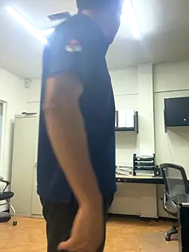 Brencuz online show from October 2025 12:25:01 AM