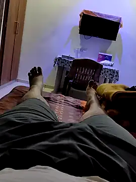 Akhil3290 online show from January 2025 06:28:01 PM