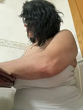 paulinaDiaz1 online show from February 2025 08:34:02 PM