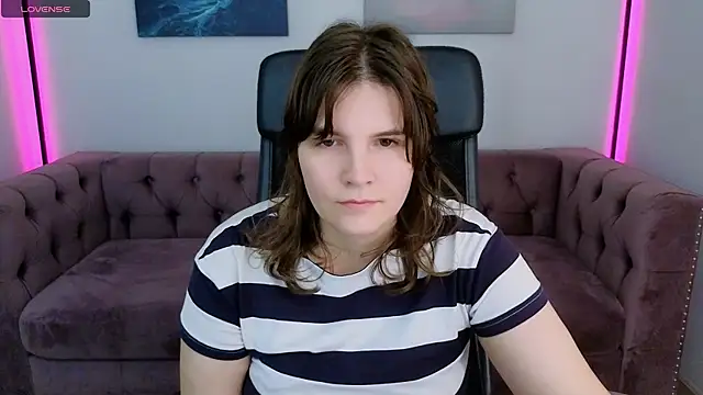 Ruyjin Choi online show from September 2025 03:12:01 PM