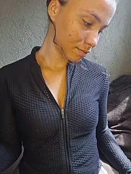 HelenHoltz online show from October 2025 04:31:02 PM