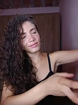 HelenHoltz online show from May 2026 02:34:02 PM