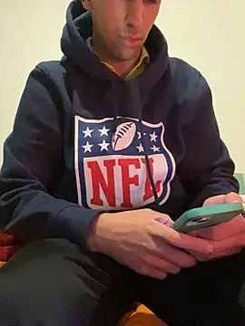 Snapshot of bomber0507 chatting on February 2026 09:33:02 PM bomber0507 online show from February 2026 09:33:02 PM