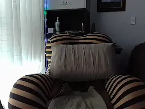 Snapshot of ChunkyMonkey007 chatting on December 2024 01:25:01 AM ChunkyMonkey007 online show from December 2024 01:25:01 AM