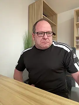 coupleLatinaLovers online show from February 2025 12:39:02 PM