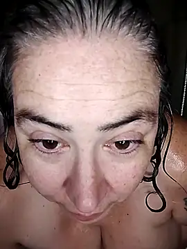 GraceHenderson online show from October 2025 04:32:01 AM